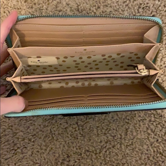 Kate Spade Wallet - Picture 3 of 3